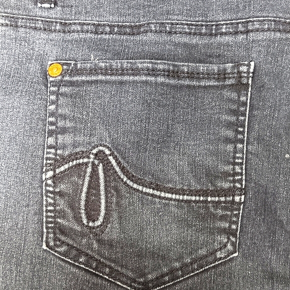 Apt 9 Jeans Skinny Modern Mid Rise Dark Wash Blue Women 14 Reg 5 Pocket Whiskers - Picture 3 of 12